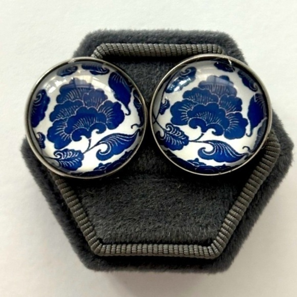 Blue and White Glass Dome Cabochon Earrings, 20mm, Stainless Steel, Unworn, NWT